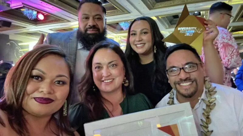 Members of the Le Va team
